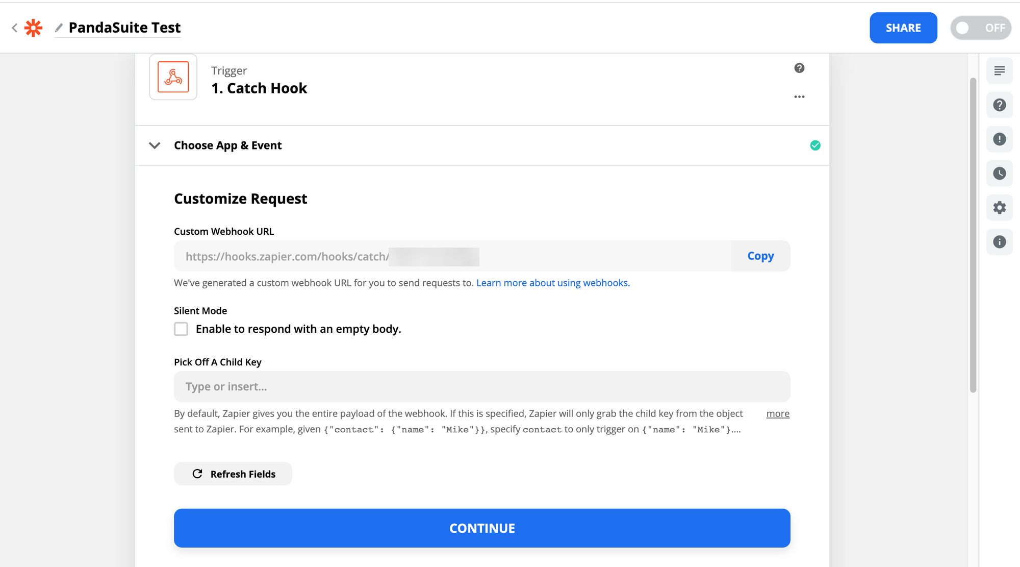 Étape Customize Request du Catch Hook Zapier : l'URL du webhook hooks.zapier.com s'affiche avec son bouton Copy